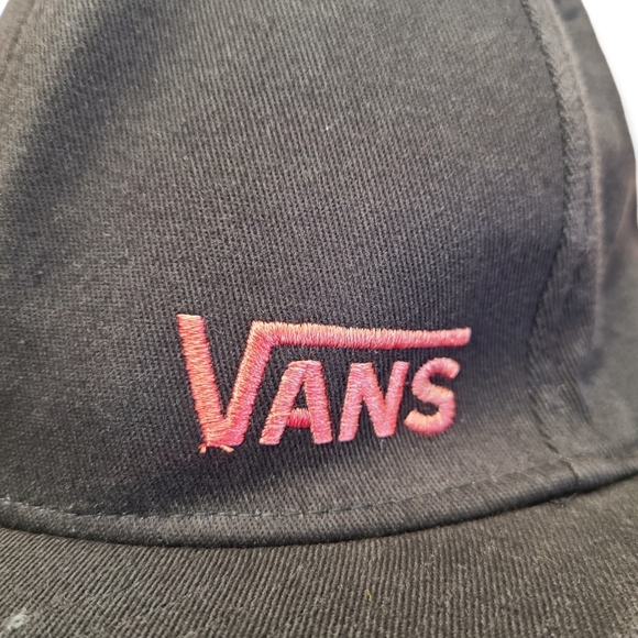 Black VANS hat - Picture 5 of 5